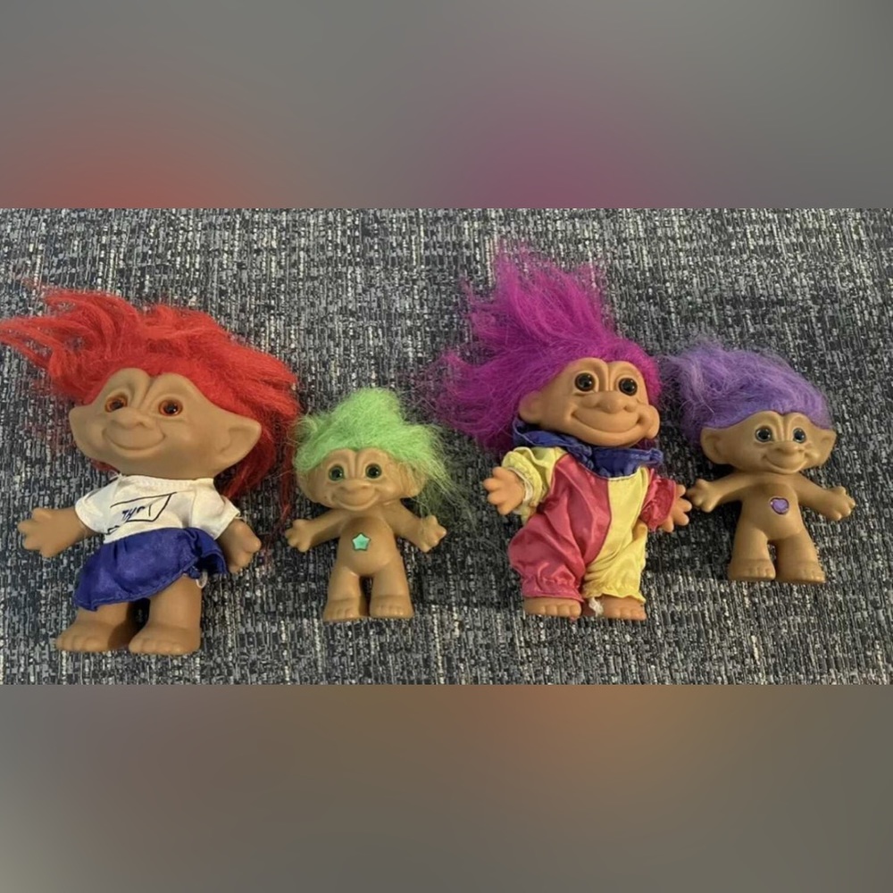 Lot of 4 Vintage Troll Dolls 2 are 5” 2 are 3”